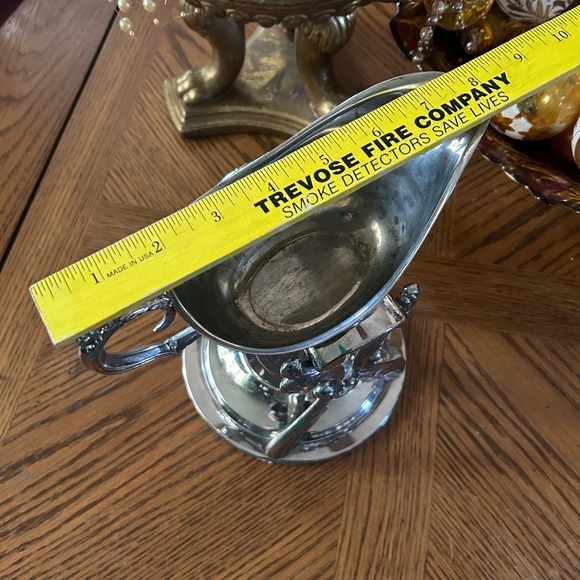 Vintage Ornate ROYAL QUALITY SILVER Tilting Gravy Boat on Stand with Warmer Tray - Picture 4 of 12